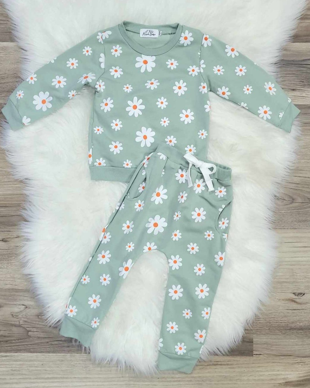 Mint Daisy Jogger Set A Touch of Magnolia Boutique