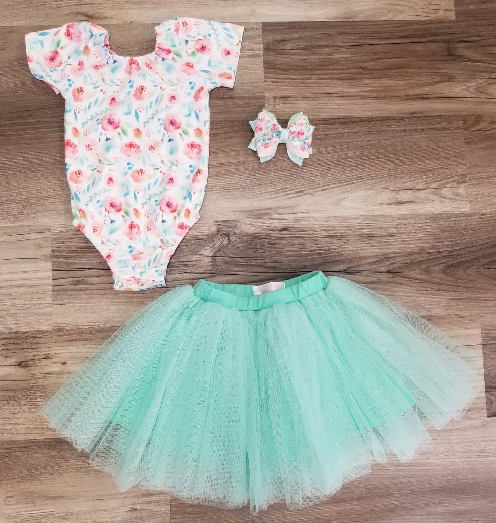 Coral Floral Leo A Touch of Magnolia Boutique