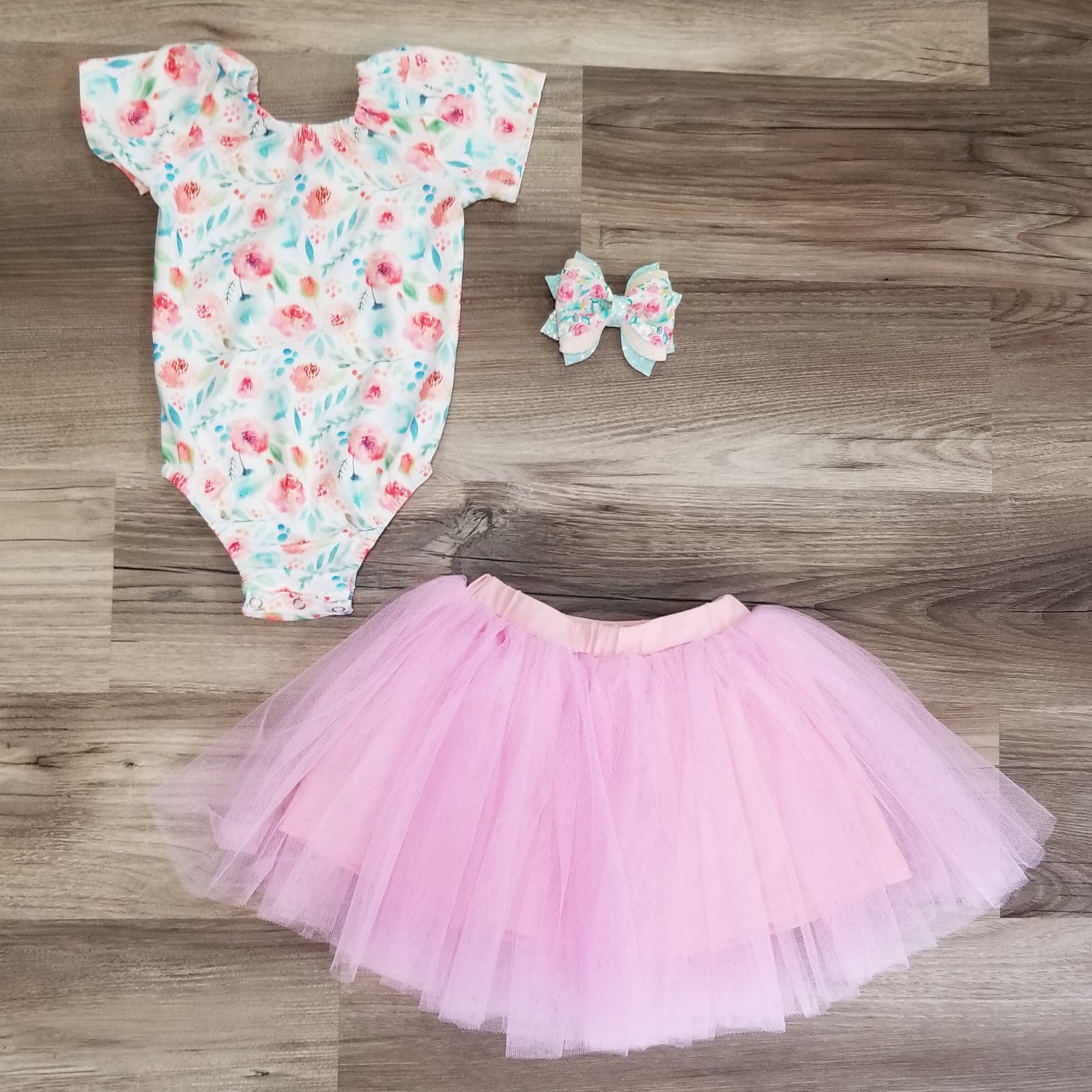 Coral Floral Leo A Touch of Magnolia Boutique